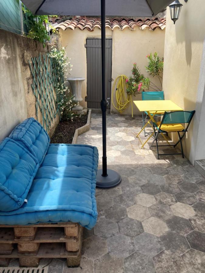 Le Studio D'Auguste- Coeur De Nimes-Chaleureux-Emplacement Ideal Dış mekan fotoğraf