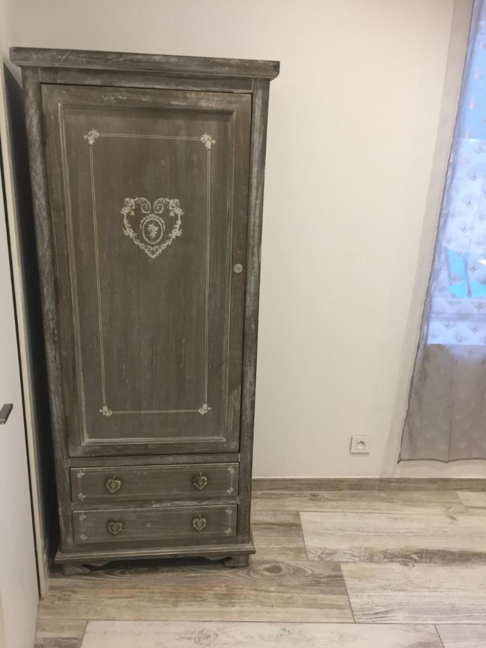 Le Studio D'Auguste- Coeur De Nimes-Chaleureux-Emplacement Ideal Dış mekan fotoğraf